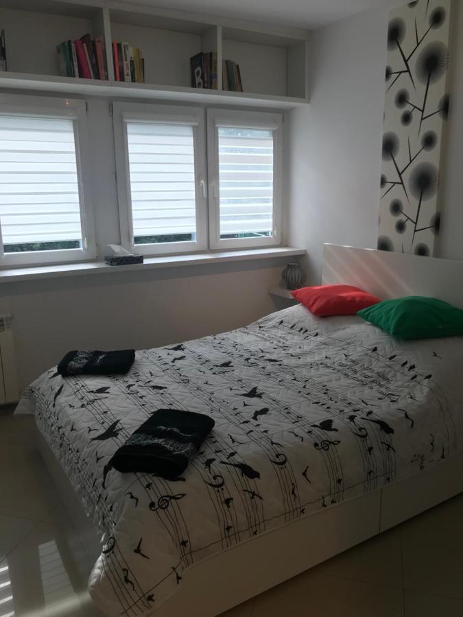 Kazimir Apartament Lodz Buitenkant foto